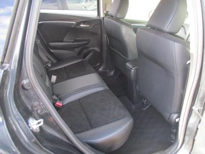 �V���g���@�V�����Îԁ@R1�N5����ϲŰ��ݼނŌ���^�ɂȂ�O������߰�޻޲݂Ȃǂ�ύX�1.5L�ݼ�݂�7��AT�ŔR���WLTC24.8km/L!�����޾ݼݸ�(ڰ�ް��ڰ������َx���tڰ�ް�ٰ��)�����ذ����ޑ���PKG(�ޯ���ץ�ñ�ݸ��ӺݥETC)��LEDͯ��ײ�&̫�ށ�ܲ�߰�ޱ���������ټ��ā�F���˰���ق���߼�݂́���ذ����پ��TV���t���Ă��܂�!