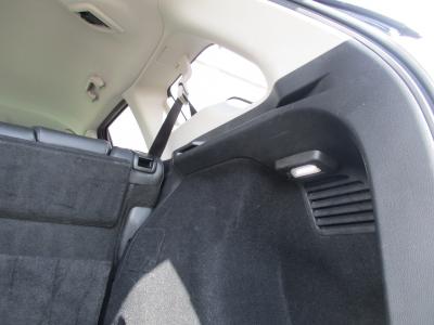 �V���g���@�V�����Îԁ@R1�N5����ϲŰ��ݼނŌ���^�ɂȂ�O������߰�޻޲݂Ȃǂ�ύX�1.5L�ݼ�݂�7��AT�ŔR���WLTC24.8km/L!�����޾ݼݸ�(ڰ�ް��ڰ������َx���tڰ�ް�ٰ��)�����ذ����ޑ���PKG(�ޯ���ץ�ñ�ݸ��ӺݥETC)��LEDͯ��ײ�&̫�ށ�ܲ�߰�ޱ���������ټ��ā�F���˰���ق���߼�݂́���ذ����پ��TV���t���Ă��܂�!