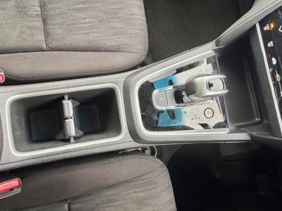 �V���g���@�V�����Îԁ@R1�N5����ϲŰ��ݼނŌ���^�ɡ�O������߰�޻޲݂Ȃǂ�ύX�������޾ݼݸ�(ڰ�ް��ڰ������ّ��Ǖtڰ�ް�ٰ��)���̗p�1.5L�ݼ�݂�7��AT�ŔR���25.2km/L��������e�́����ذ&�߯������������AC���d���i�[�ޱ�װ����ײ�޼���׽�ق����߼�݂́���ذ���&�ޯ���ׁ�ETC���t���Ă��܂��I