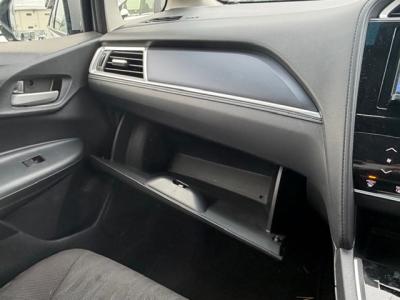 �V���g���@�V�����Îԁ@R1�N5����ϲŰ��ݼނŌ���^�ɡ�O������߰�޻޲݂Ȃǂ�ύX�������޾ݼݸ�(ڰ�ް��ڰ������ّ��Ǖtڰ�ް�ٰ��)���̗p�1.5L�ݼ�݂�7��AT�ŔR���25.2km/L��������e�́����ذ&�߯������������AC���d���i�[�ޱ�װ����ײ�޼���׽�ق����߼�݂́���ذ���&�ޯ���ׁ�ETC���t���Ă��܂��I