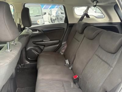 �V���g���@�V�����Îԁ@R1�N5����ϲŰ��ݼނŌ���^�ɡ�O������߰�޻޲݂Ȃǂ�ύX�������޾ݼݸ�(ڰ�ް��ڰ������ّ��Ǖtڰ�ް�ٰ��)���̗p�1.5L�ݼ�݂�7��AT�ŔR���25.2km/L��������e�́����ذ&�߯������������AC���d���i�[�ޱ�װ����ײ�޼���׽�ق����߼�݂́���ذ���&�ޯ���ׁ�ETC���t���Ă��܂��I