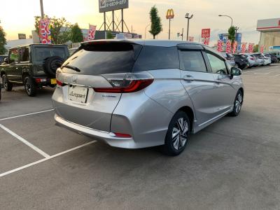 Vg@VÎԁ@R1N5ϲŰݼނŌ^ɡO߰޻޲݂ȂǂύX޾ݼݸ(ڰްڰّǕtڰްٰ)̗p1.5Lݼ݂7ATŔR25.2km/Léذ&߯ACdi[ޱװײ޼׽ق߼݂́ذ&ޯׁETCtĂ܂I