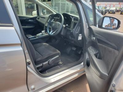 Vg@VÎԁ@R1N5ϲŰݼނŌ^ɡO߰޻޲݂ȂǂύX޾ݼݸ(ڰްڰّǕtڰްٰ)̗p1.5Lݼ݂7ATŔR25.2km/Léذ&߯ACdi[ޱװײ޼׽ق߼݂́ذ&ޯׁETCtĂ܂I