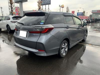 �V���g���@�V�����Îԁ@R1�N5����ϲŰ��ݼނŌ���^�ɡ�O������߰�޻޲݂Ȃǂ�ύX�������޾ݼݸ�(ڰ�ް��ڰ������ّ��Ǖtڰ�ް�ٰ��)���̗p�1.5L�ݼ�݂�7��AT�ŔR���25.2km/L��������e�́����ذ&�߯������������AC���d���i�[�ޱ�װ����ײ�޼���׽��CD���߂Ȃǂ��t���Ă��܂��I