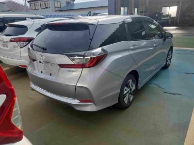 �V���g���@�V�����Îԁ@R1�N5����ϲŰ��ݼނőO������߰�޻޲݂Ȃǂ�ύX������^�ɡ1.5L�ݼ�݂�7��AT�ŔR���25.2km/L��������e�́����޾ݼݸ�(ڰ�ް��ڰ������ّ��Ǖtڰ�ް�ٰ��)�����ذ&�߯������������AC���d���i�[�ޱ�װ����ײ�޼���׽�ق����߼�݂́���ذ���&�ޯ���ׁ�ETC���t���Ă��܂�!