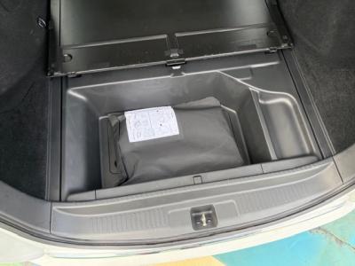 �V���g���@�V�����Îԁ@R1�N5����ϲŰ��ݼނŌ���^�ɡ�O������߰�޻޲݂Ȃǂ�ύX�������޾ݼݸ�(ڰ�ް��ڰ������ّ��Ǖtڰ�ް�ٰ��)���̗p�1.5L�ݼ�݂�7��AT�ŔR���25.2km/L��������e�́����ذ&�߯������������AC���d���i�[�ޱ�װ����ײ�޼���׽�ق����߼�݂́���ذ���&�ޯ���ׁ�ETC���t���Ă��܂��I