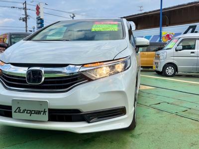 �V���g���@�V�����Îԁ@R1�N5����ϲŰ��ݼނŌ���^�ɡ�O������߰�޻޲݂Ȃǂ�ύX�������޾ݼݸ�(ڰ�ް��ڰ������ّ��Ǖtڰ�ް�ٰ��)���̗p�1.5L�ݼ�݂�7��AT�ŔR���25.2km/L��������e�́����ذ&�߯������������AC���d���i�[�ޱ�װ����ײ�޼���׽�ق����߼�݂́���ذ���&�ޯ���ׁ�ETC���t���Ă��܂��I