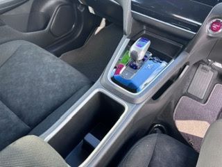 �V���g���@�V�����Îԁ@�l�C��ʲ��د�ޡ̨��HV�Ɠ���1.5L�ݼ��&Ӱ����7��AT�ŔR���34.4km/L!̨�Ă��40cm������Ᏸ�ōL��׹ޯ�޽�߰�������́����ذ&�߯�����ā����AC����ײ�޼���׽���߼�݂́���ذ��ށ��ޯ���ׁ�ETC�Ȃǂ��t���Ă��܂�!