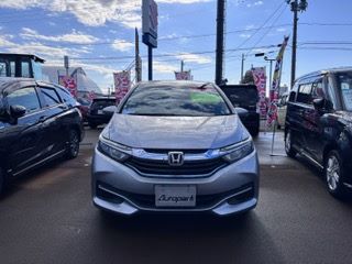 �V���g���@�V�����Îԁ@�l�C��ʲ��د�ޡ̨��HV�Ɠ���1.5L�ݼ��&Ӱ����7��AT�ŔR���34.4km/L!̨�Ă��40cm������Ᏸ�ōL��׹ޯ�޽�߰�������́����ذ&�߯�����ā����AC����ײ�޼���׽���߼�݂́���ذ��ށ��ޯ���ׁ�ETC�Ȃǂ��t���Ă��܂�!