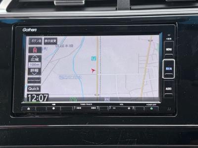 �V���g���@�V�����Îԁ@R1�N5����ϲŰ��ݼނŌ���^�ɡ�O������߰�޻޲݂Ȃǂ�ύX�������޾ݼݸ�(ڰ�ް��ڰ������ّ��Ǖtڰ�ް�ٰ��)���̗p�1.5L�ݼ�݂�7��AT�ŔR���25.2km/L��������e�́����ذ&�߯������������AC���d���i�[�ޱ�װ����ײ�޼���׽�ق����߼�݂́���ذ����پ��TV&�ޯ���ׁ�ETC���t���Ă��܂��I