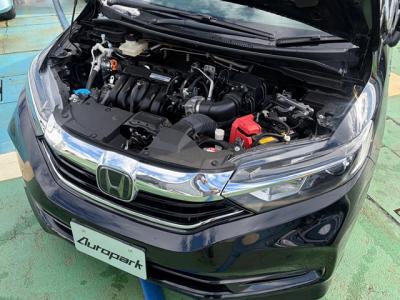 �V���g���@�V�����Îԁ@R1�N5����ϲŰ��ݼނŌ���^�ɡ�O������߰�޻޲݂Ȃǂ�ύX�������޾ݼݸ�(ڰ�ް��ڰ������ّ��Ǖtڰ�ް�ٰ��)���̗p�1.5L�ݼ�݂�7��AT�ŔR���25.2km/L��������e�́����ذ&�߯������������AC���d���i�[�ޱ�װ����ײ�޼���׽�ق����߼�݂́���ذ����پ��TV&�ޯ���ׁ�ETC���t���Ă��܂��I