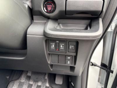 �X�e�b�v���S���X�p�[�_�@�V�����Îԁ@R4�N5��������ݼޡi-STOP�t1.5���޴ݼ�݂�CVT�ŔR��WLTC13.7km/L��l�C��7�l���́�����ݕt����޼�Ă��̗p������́����޾ݼݸ�(���ǎx���tڰ�ް�ٰ��)��LEDͯ��ײā����&16�����Ё�������ܰ�ײ���ޱ�����ذ����ޑ����p��߼��PKG(�ޯ���ץ������Ӻ�)����ܰ�ޯ��ޱ�ق���߼�݂́�9�������پ��TV�t���