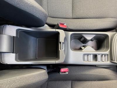 ���F�[���@�V�����Îԁ@R3�N4������������ݼޡ1.5L�ݼ�݂ɔ��d�Ƌ쓮�p��2Ӱ��ʲ��د�޼��т�V�̗p����R���WLTC22.0km/L������́����޾ݼݸ�(ڰ�ް�ٰ��)��LEDͯ��ײā�16�����Ё����AC�����ذ��F���˰����LED̫�ށ�ܲ�߰�ޱ����ق���߼�݂́�8�������پ��TV����ޑ����p��߼��PKG(�ޯ���ץ����ٽ���)���t���Ă��܂�!