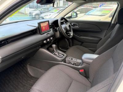 ���F�[���@�V�����Îԁ@R3�N4������������ݼޡ1.5L�ݼ�݂ɔ��d�Ƌ쓮�p��2Ӱ��ʲ��د�޼��т�V�̗p����R���WLTC22.0km/L������́����޾ݼݸ�(ڰ�ް�ٰ��)��LEDͯ��ײā�16�����Ё����AC�����ذ��F���˰����LED̫�ށ�ܲ�߰�ޱ����ق���߼�݂́�8�������پ��TV����ޑ����p��߼��PKG(�ޯ���ץ����ٽ���)���t���Ă��܂�!