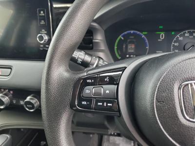 ���F�[���@�V�����Îԁ@R3�N4������������ݼޡ1.5L�ݼ�݂ɔ��d�Ƌ쓮�p��2Ӱ��ʲ��د�޼��т�V�̗p����R���WLTC22.0km/L������́����޾ݼݸ�(ڰ�ް�ٰ��)��LEDͯ��ײā�16�����Ё����AC�����ذ��F���˰����LED̫�ށ�ܲ�߰�ޱ����ق���߼�݂́�9�������پ��TV����ޑ����p��߼��PKG(�ޯ���ץ����ٽ���)���t���Ă��܂��I