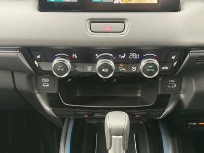 ���F�[���@�V�����Îԁ@R6�N4����ϲŰ��ݼޡ�����޻޲݂�ð����߂�ύX�1.5L�ݼ�݂ɔ��d�Ƌ쓮�p��2Ӱ��ʲ��د�޼��тŔR���WLTC22.0km/L������͍ŏ㋉��ڰ�ނŁ����޾ݼݸ�(ڰ�ް�ٰ��)��LEDͯ��ײā�18�����Ё����AC�����ذ��F���˰���������˰����LED̫�ށ�ܲ�߰�ޱ�������ܰ�ޯ��ޱ�ق���߼�݂́�9�������پ��TV�t!