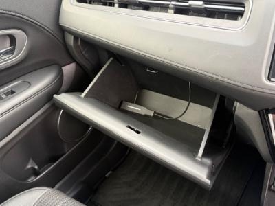 ���F�[���@�V�����Îԁ@�l�C��ʲ��د��4WD�1.5L�ݼ�݂�Ӱ��������ټ�ĕt7��AT�Ť�R���21.6km/L��ŏ㋉��ڰ�ނŁ�LEDײ�&̫�ށ�17�����Ё����޾ݼݸ�(ڰ�ް��ڰ��ڰ�ް�ٰ��)�����F۱�ްƯ��������ڻް���&˰�������AC��VSA�����ذ����ޑ���SPL�߯�(�ޯ���ץETC)��ܲ�߰�ޱ����Ȃǂ̂ق���߼�݂́�8�������پ��TV�t��!