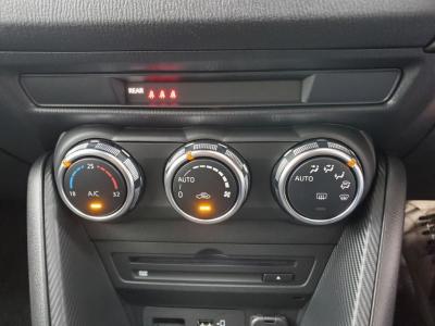 �l�`�y�c�`�Q�@�V�����Îԁ@R1�N9������е����MAZDA2�ɉ���������è��i-STOP�t1.5L�ݼ�݂�6�����ς𓋍ڂ��R��WLTC20.3
�q/L�I���ʎd�l�ԂŁ�ڰ�ް��ڰ���360����ׁ���Ű�ݻ������ذ&�߯�����ā���Ĵ��݁�IR&UV��Ķ�׽�ق���߼�݂́���ذ��ށ��پ��TV&DVD��ETC���t���Ă��܂��