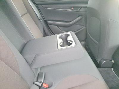 �l�`�y�c�`�R�t�@�X�g�o�b�N�@�V�����Îԁ@R1�N�ɱ��ׂ���������ݼނ���MAZDA3�i-STOP�t1.5L�ݼ�݂�6��AT�𓋍ڤ�R���WLTC16.6km/L������́�ڰ�ް��ڰ���ڰ�ް�ٰ�ށ�LEDͯ��ײā����ذ&�߯�����đ���8.8���DVDCD�پ��TV&�ޯ���ׁ�18�����Б���߼�݂́���ذ��ށ��O�����ں���t���Ă��܂�!