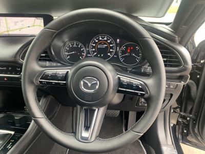 �l�`�y�c�`�R�t�@�X�g�o�b�N�@�V�����Îԁ@R1�N�ɱ��ׂ���������ݼނ���MAZDA3�i-STOP�t1.5L�ݼ�݂�6��AT�𓋍ڤ�R���WLTC16.6km/L������́�ڰ�ް��ڰ���ڰ�ް�ٰ�ށ�LEDͯ��ײā����ذ&�߯�����đ���8.8����ި���ڲ&360����ב���߼�݂́���̫��&°�ݸ�PKG(�D��ܰ���&F���˰����پ��TV�18������)����ذ��ށ�ETC���t���Ă��܂�!