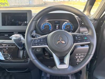 �f���J�~�j�@�V�����Îԁ@R5�N5���ɐV������L�X�����Ɨ͋��������Z������������ݢ��ض��̖����������y���߰ʲ�ܺ�ݡ
���޴ݼ�݂Ƽ����ʲ��د�ނŔR���17.5km/L������́�ϲ�߲ۯ�(����َx���tڰ�ް�ٰ��)��������ܰ�ײ���ޱ���׳����ޭ������LEDͯ��ײā�F���˰����15�����Ё����ذ�����AC������ڰ���Ȃǂ𑕔��OP�װ�̱�����ذ�(\33000)�ł�!