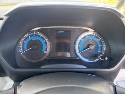 �f���J�~�j�@�V�����Îԁ@R5�N5���ɐV������L�X�����Ɨ͋��������Z������������ݢ��ض��̖����������y���߰ʲ�ܺ�ݡ
���޴ݼ�݂Ƽ����ʲ��د�ނŔR���17.5km/L������́�ϲ�߲ۯ�(����َx���tڰ�ް�ٰ��)��������ܰ�ײ���ޱ���׳����ޭ������LEDͯ��ײā�F���˰����15�����Ё����ذ�����AC������ڰ���Ȃǂ𑕔��OP�װ�̱�����ذ�(\33000)�ł�!