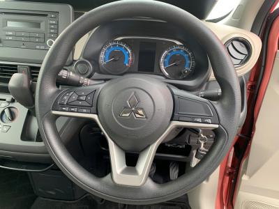 ���j���S���@�V�����Îԁ@H31�N3�����޲�ނƋ�����������ݼޡ�����β���ް������΂�����݂��g�塽ϰļ����ʲ��د�ނƐV�^i-STOP�t�ݼ�݂��̗p���R���WLTC18.2km/L���e����(ڰ�ް��ڰ�)����ڽ���d���i�[�ޱ�װ��VDC������h�~�����ļ��˰����ق���߼�݂́�CD���߁�ETC�t��!