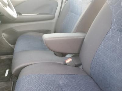 ���j�N���X�@�V�����Îԁ@2����޲�ނƌZ��Ԃ�ek�۽��O�H�ؼ��ق�SUV�炵���͋����޻޲ݡ�����ʲ��د��&CVT��4WD�ł��R���25.4km/L������́�LEDͯ��ײā�e����(ڰ�ް��ڰ�����݊ԈႢ�h�~�C�Ű��)����ڽ����ގ�t�߯����(6��߰�������ٽ���)���ײ���Լ�Ăق���߼�݂́���ذ����پ��TV�Ȃǂ��t���Ă��܂��