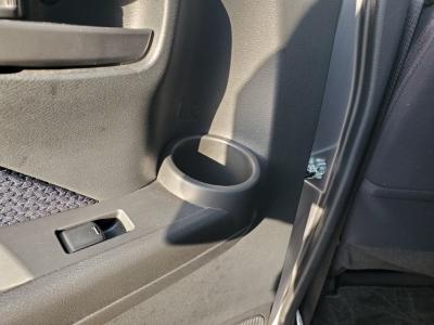 ���j�N���X�@�V�����Îԁ@2����޲�ނƌZ��Ԃ�ek�۽��O�H�ؼ��ق�SUV�炵���͋����޻޲ݡ�����ʲ��د��&CVT��4WD�ł��R���25.4km/L������́�LEDͯ��ײā�e����(ڰ�ް��ڰ�����݊ԈႢ�h�~�C�Ű��)����ڽ����ގ�t�߯����(6��߰�������ٽ���)���ײ���Լ�Ăق���߼�݂́���ذ����پ��TV�Ȃǂ��t���Ă��܂��