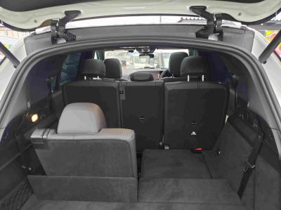 �x���c�f�k�d�S�T�O���@�V�����Îԁ@7�l��荂��SUV�R5�N9����ϲ��݂��ĊO�ς�ύX������^�ɡ�V��ڰ��450��(�V��1510���~)��3L�ި�������ނ�ISGϲ���ʲ��د�ނ�V�̗p������́���ٰ́�AMGײݴ���ر��21�����Ё�12.3�������پ��TV&360����ׁ����ҽ�����ށ��v��ܰ&��g�����ā�ڰ�ް�ٰ��C��LEDͯ��ײā����ذ����������ܰ�ޯ��ޱ��ETC�Ȃǡ
