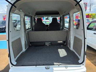 �~�j�L���u�o���@�V�����Îԁ@���ب�̎O�H�š2�����iӰ�ޕt5��AT�ŔR���19.0km/L!�����ؑւ����߰���ѕ�����������e�́��W���ޱۯ������݁�AMFM׼޵��ABS����ܲ�߰�Ȃǂ̂ق���߼�݂́����ϯā��ޱ�޲�ް��ETC���t���Ă��܂�!