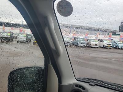 �~�j�L���u�o���@�V�����Îԁ@���بV�̎O�H�šR6�N3����ϲŰ��ݼނ�CVT���ς�V���ڂ������STOP�ƂŔR���WLTC16.4km/L��V���Ɂ���ڰ�LSD��2WD����4WD�LOCK4WD�𽲯��I���\��3Ӱ��4WD���̗p��ق������́��ϰ�ުݼ���ڰ���������ܰ����ށ���ڽ����ײ�޼���׽��USB�d���ق���߼�݂́���ذ���1���TV&�ޯ���ׁ�ETC�����ں���t���Ă��܂��