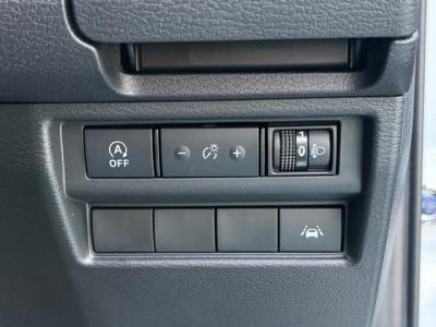 �g���C�g���@�V�����Îԁ@R6�N2��������{��14�N�Ԃ�ɔ̔����ꂽ�ײ�ݡW���ނ�5�l���Ť2.4L�ި�������޴ݼ�݂�6��AT�𓋍ڡ�����́�9�������پ��TV��360���׳���������e-����(ڰ�ް��ڰ��ڰ�ް�ٰ��)��LEDͯ��ײā��v��ܰ���&˰����18�����Ё��ޯ��ײŰ�Ȃǂ𑕔����߼�ݶװ���߰��ܲ�!