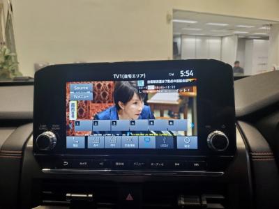 �g���C�g���@�V�����Îԁ@R6�N2��������{��14�N�Ԃ�ɔ̔����ꂽ�ײ�ݡW���ނ�5�l���Ť2.4L�ި�������޴ݼ�݂�6��AT�𓋍ڡ�����́�9�������پ��TV��360���׳���������e-����(ڰ�ް��ڰ��ڰ�ް�ٰ��)��LEDͯ��ײā��v��ܰ���&˰����18�����Ё��ޯ��ײŰ�Ȃǂ𑕔��