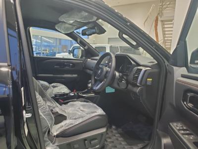 �g���C�g���@�V�����Îԁ@R6�N2��������{��14�N�Ԃ�ɔ̔����ꂽ�ײ�ݡW���ނ�5�l���Ť2.4L�ި�������޴ݼ�݂�6��AT�𓋍ڡ�����́�9�������پ��TV��360���׳���������e-����(ڰ�ް��ڰ��ڰ�ް�ٰ��)��LEDͯ��ײā��v��ܰ���&˰����18�����Ё��ޯ��ײŰ�Ȃǂ𑕔��