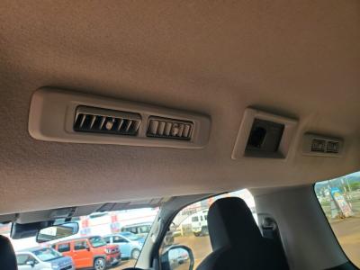 �L�����o���@�V�����Îԁ@R4�N2����ϲŰ��ݼނŎԖ������݂ɕύX��V�^2.4L�ި�������޴ݼ�݂�7��AT��V���ڡ����̪�����ƭ��١6�l������߂ő����́��ϰ�ުݼ���ڰ�����ڽ����ܰ����ނق���߼�݂́�����n�d�l(���˰���F���˰����d���i�[ү��ޱ�װ&�װ˰��)����ײ�޼�&�ײ�ޑ���׽���Ը�װ��CD���߁�ETC�Ȃǂ��t���Ă��܂��