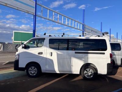 �L�����o���@�V�����Îԁ@R4�N2����ϲŰ��ݼނŎԖ������݂ɕύX��V2.4L�ި�������޴ݼ�݂�7��AT��V���ڡ����̪�����ƭ��١3�l���5�ޱ���߂ő����́��ϰ�ުݼ���ڰ�����ڽ����ܰ����ނق���߼�݂́�����n�d�l(���˰���F���˰����d���i�[ү��ޱ�װ&�װ˰��)����ײ�޼���׽��̷ٰ�ر��CD���߁�ETC�Ȃǂ��t���Ă��܂��