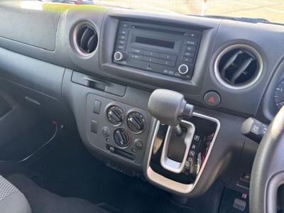 �L�����o���@�V�����Îԁ@R4�N2����ϲŰ��ݼނŎԖ������݂ɕύX��V2.4L�ި�������޴ݼ�݂�7��AT��V���ڡ����̪�����ƭ��١3�l���5�ޱ���߂ő����́��ϰ�ުݼ���ڰ�����ڽ����ܰ����ނق���߼�݂́�����n�d�l(���˰���F���˰����d���i�[ү��ޱ�װ&�װ˰��)����ײ�޼���׽��̷ٰ�ر��CD���߁�ETC�Ȃǂ��t���Ă��܂��