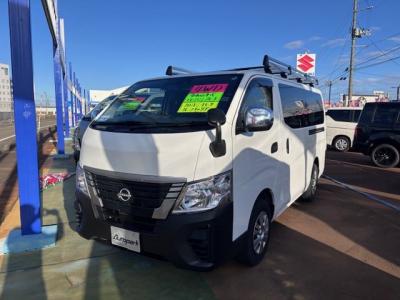 �L�����o���@�V�����Îԁ@R4�N2����ϲŰ��ݼނŎԖ������݂ɕύX��V2.4L�ި�������޴ݼ�݂�7��AT��V���ڡ����̪�����ƭ��١3�l���5�ޱ���߂ő����́��ϰ�ުݼ���ڰ�����ڽ����ܰ����ނق���߼�݂́�����n�d�l(���˰���F���˰����d���i�[ү��ޱ�װ&�װ˰��)����ײ�޼���׽��̷ٰ�ر��CD���߁�ETC�Ȃǂ��t���Ă��܂��