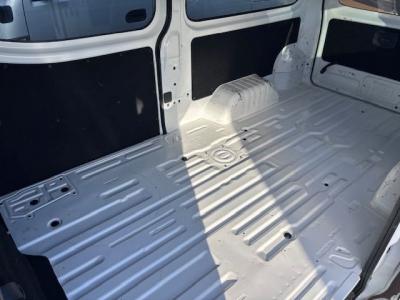 �L�����o���@�V�����Îԁ@R4�N2����ϲŰ��ݼނŎԖ������݂ɕύX��V2.4L�ި�������޴ݼ�݂�7��AT��V���ڡ����̪�����ƭ��١3�l���5�ޱ���߂ő����́��ϰ�ުݼ���ڰ�����ڽ����ܰ����ނق���߼�݂́�����n�d�l(���˰���F���˰����d���i�[ү��ޱ�װ&�װ˰��)����ײ�޼���׽��̷ٰ�ر��CD���߁�ETC�Ȃǂ��t���Ă��܂��