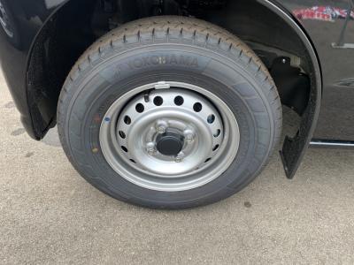 �N���b�p�[�o���@�V�����Îԁ@�د�߰��݂ɉ�����CVT���ς�V���ڡ�����STOP�ƂŔR���WLTC16.4km/L�R8�N5����ϲ��݂Ł��V�޻޲ݸ��ف��͂ݏo���h�~�x�����޼���Ұ�����t�����LEDͯ��ײā�3Ӱ��4WD(2WD�AUTO�LOCK)���ϰ�ުݼ���ڰ���C�Ű��������ܰ����ށ���ڽ����ײ�޼���׽��USB�d���Ȃǂ𑕔��R8�N���g�p��!