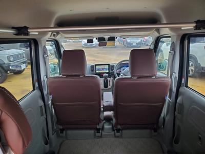 �N���b�p�[���I�@�V�����Îԁ@R6�N3����ϲŰ��ݼނŸد�߰ص�ɉ����CVT���ς�V���ڂ�i-STOP�ƂŔR���WLTC15.1km/L���ڰ�LSD��2WD����4WD�LOCK4WD��3Ӱ�ނ��̗p��ŏ㋉��ڰ��G�V��218.1���~�Ł��ϰ�ުݼ���ڰ���LEDͯ��ײā���÷�&�߯�����ā�������ܰ�ײ���ޱ����Ľï�߁�14��Ђق���߼�݂́�8�������پ��TV���ޯ���ׁ�ETC���v����Ķ�ް�����ں�t��!