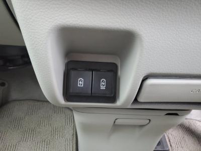 �N���b�p�[���I�@�V�����Îԁ@R6�N3����ϲŰ��ݼނŸد�߰ص�ɉ����CVT���ς�V���ڂ�i-STOP�ƂŔR���WLTC15.1km/L���ڰ�LSD��2WD����4WD�LOCK4WD��3Ӱ�ނ��̗p��ŏ㋉��ڰ��G�V��218.1���~�Ł��ϰ�ުݼ���ڰ���LEDͯ��ײā���÷�&�߯�����ā�������ܰ�ײ���ޱ����Ľï�߁�14��Ђق���߼�݂́�8�������پ��TV���ޯ���ׁ�ETC���v����Ķ�ް�����ں�t��!