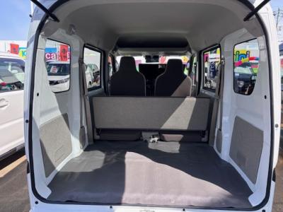 �N���b�p�[�o���@�V�����Îԁ@R6�N3����ϲŰ��ݼނŸد�߰��݂ɉ����CVT���ς�V���ڂ������STOP�ƂŔR���WLTC16.4km/L��V���Ɂ���ڰ�LSD�⤽�����2WD����4WD�LOCK4WD��I���\��3Ӱ��4WD���̗p��ق������́��ϰ�ުݼ���ڰ���������ܰ����ށ���ڽ����ײ�޼���׽��AMFM׼޵��USB�d���ق���߼�݂́����ϯĂȂǂ��t���Ă��܂��