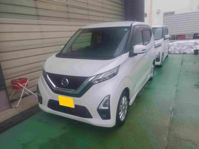 �f�C�Y�@�V�����Îԁ@�����ʲ��د�ނ�V�̗p�����޲�ޡ�V�^�ݼ��&CVT�ŔR���28.6km/L������������޻޲݂�ʲ�������Ł��ϰ�ުݼ���ڰ����������&14�����Ё�LEDͯ��ײā����ذ&�߯�����ā��ޯ���ׁ��ñ�ݸ��Ӻ݂ق���߼�݂́���ذ����پ��TV��ETC���t���Ă��܂��