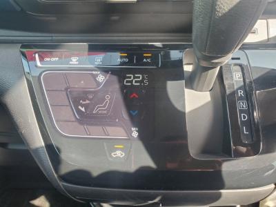 �f�C�Y�@�V�����Îԁ@�����ʲ��د�ނ�V�̗p�����޲�ޡ�V�^�ݼ��&CVT�ŔR���28.6km/L������������޻޲݂�ʲ�������Ł��ϰ�ުݼ���ڰ����������&14�����Ё�LEDͯ��ײā����ذ&�߯�����ā��ޯ���ׁ��ñ�ݸ��Ӻ݂ق���߼�݂́���ذ����پ��TV��ETC���t���Ă��܂��