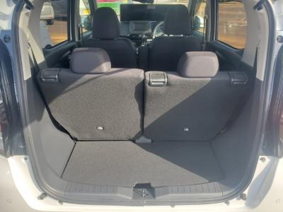 �f�C�Y�@�V�����Îԁ@�����ʲ��د�ނ�V�̗p�����޲�ޡ�V�^�ݼ��&CVT�ŔR���28.6km/L������������޻޲݂�ʲ�������Ł��ϰ�ުݼ���ڰ����������&14�����Ё�LEDͯ��ײā����ذ&�߯�����ā��ޯ���ׁ��ñ�ݸ��Ӻ݂ق���߼�݂́���ذ����پ��TV��ETC���t���Ă��܂��