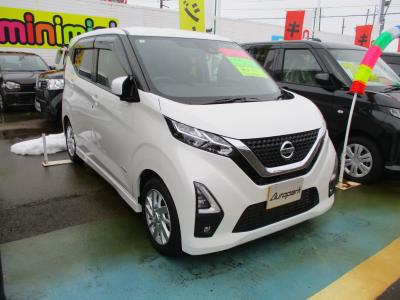 �f�C�Y�@�V�����Îԁ@�����ʲ��د�ނ�V�̗p�����V�^�޲�ޡ�V�^�ݼ��&CVT�ŔR���28.6km/L������������޻޲݂�ʲ�������Ł��ϰ�ުݼ���ڰ����������&14�����Ё�LEDͯ��ײā����ذ&�߯�����ā��ñ�ݸ��Ӻ݂ق���߼�݂́��׳����ޭ�������CD���߁�ETC���t���Ă��܂��