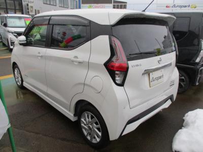 �f�C�Y�@�V�����Îԁ@�����ʲ��د�ނ�V�̗p�����V�^�޲�ޡ�V�^�ݼ��&CVT�ŔR���28.6km/L������������޻޲݂�ʲ�������Ł��ϰ�ުݼ���ڰ����������&14�����Ё�LEDͯ��ײā����ذ&�߯�����ā��ñ�ݸ��Ӻ݂ق���߼�݂́��׳����ޭ�������CD���߁�ETC���t���Ă��܂��