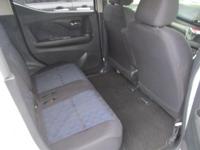 �f�C�Y�@�V�����Îԁ@�����ʲ��د�ނ�V�̗p�����V�^�޲�ޡ�V�^�ݼ��&CVT�ŔR���28.6km/L������������޻޲݂�ʲ�������Ł��ϰ�ުݼ���ڰ����������&14�����Ё�LEDͯ��ײā����ذ&�߯�����ā��ñ�ݸ��Ӻ݂ق���߼�݂́��׳����ޭ�������CD���߁�ETC���t���Ă��܂��